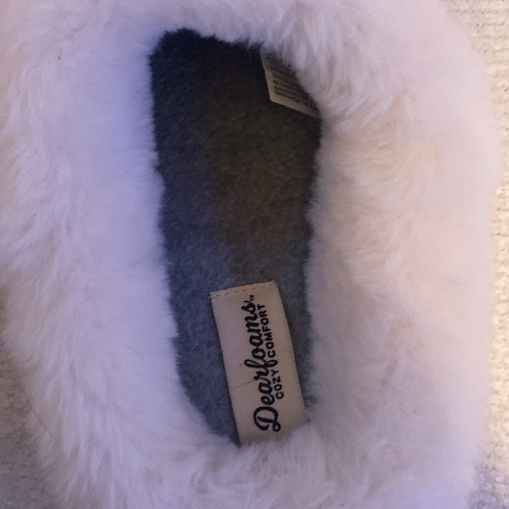 Slippers - Picture 6 of 7